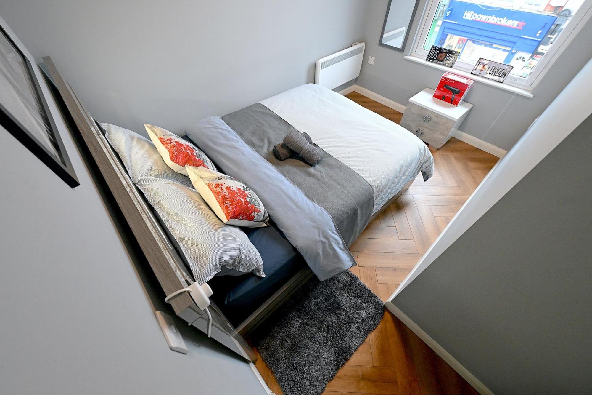 2 Bedroom Flat In Wood Green Piccadilly Line Λονδίνο Εξωτερικό φωτογραφία