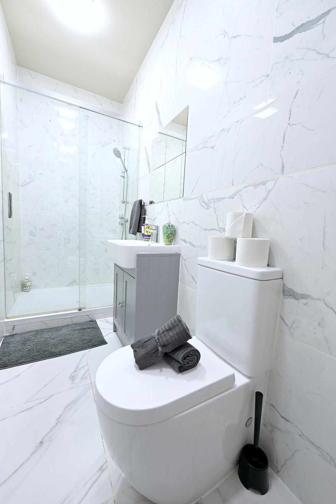 2 Bedroom Flat In Wood Green Piccadilly Line Λονδίνο Εξωτερικό φωτογραφία