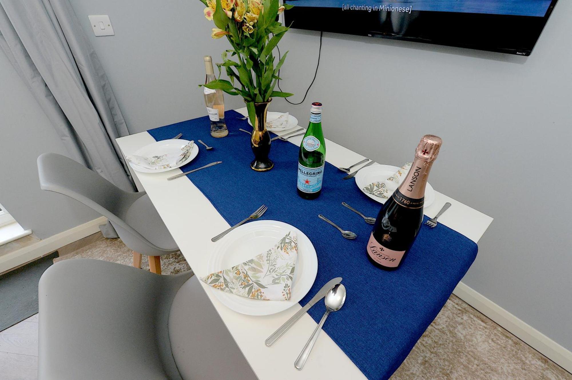 2 Bedroom Flat In Wood Green Piccadilly Line Λονδίνο Εξωτερικό φωτογραφία