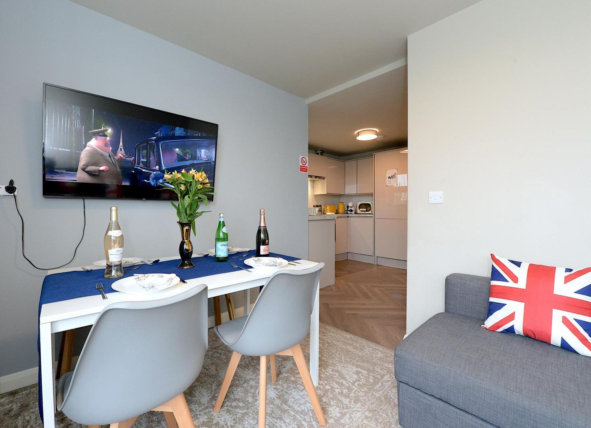 2 Bedroom Flat In Wood Green Piccadilly Line Λονδίνο Εξωτερικό φωτογραφία